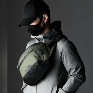 Alpaka Bravo Sling V2 Fits an IPad & Phone